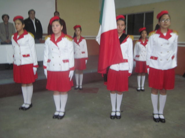 Escolta de Primaria Padre Kino. En Honores la Bandera.
