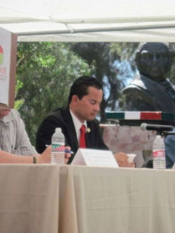 Presidente municipal de Tecate Javier Urbalejo.